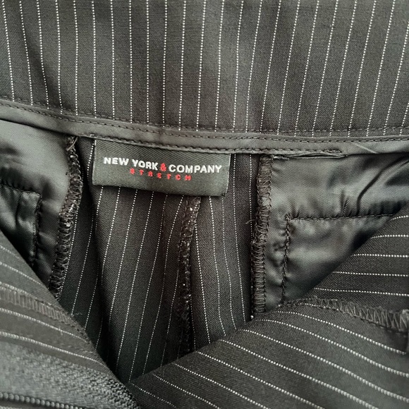 New York & Co. Pin Stripe Career Pants, Size 2 (I think) - Picture 5 of 5
